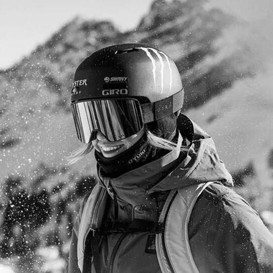 How to Choose the Best Snow Backpack for All Your Winter Sports